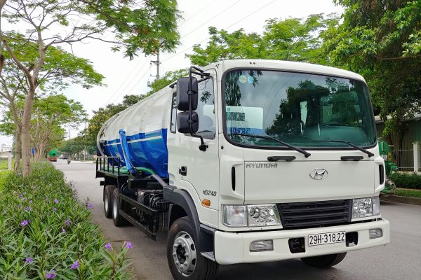 xe hút bể phốt 14 khối Hyundai