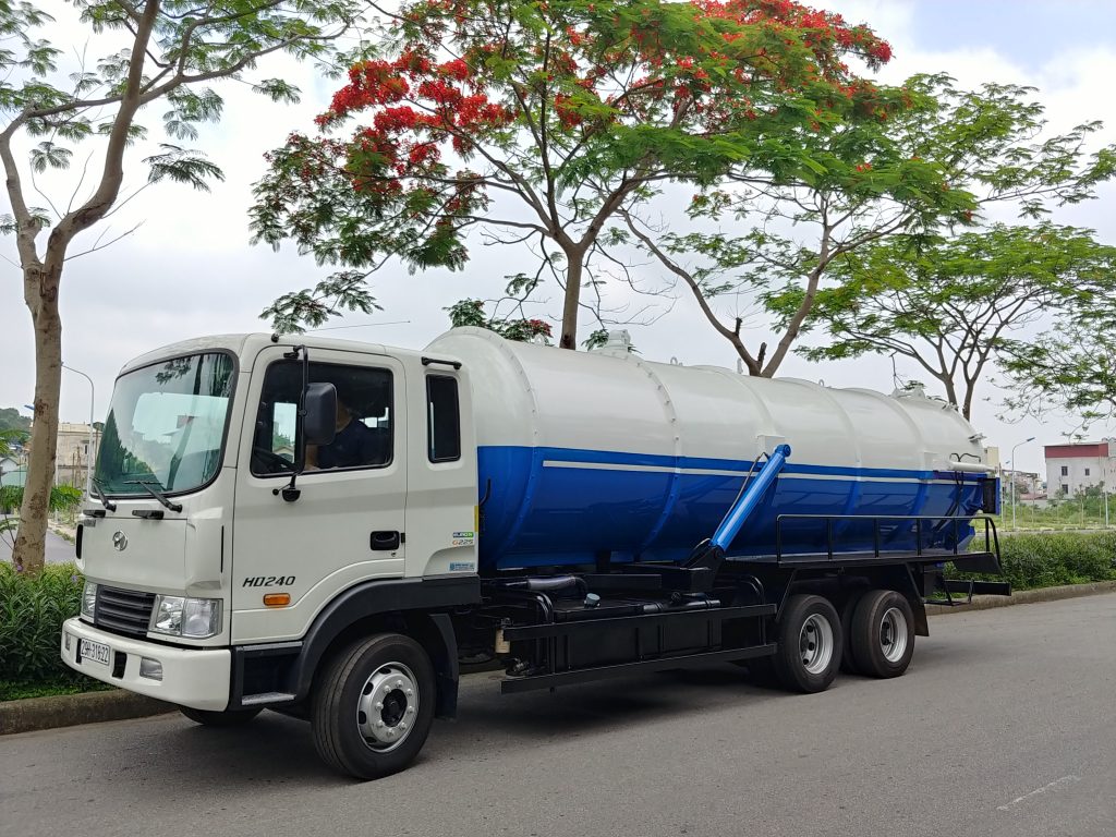 xe hút hầm cầu 14m3 Hyundai HD240